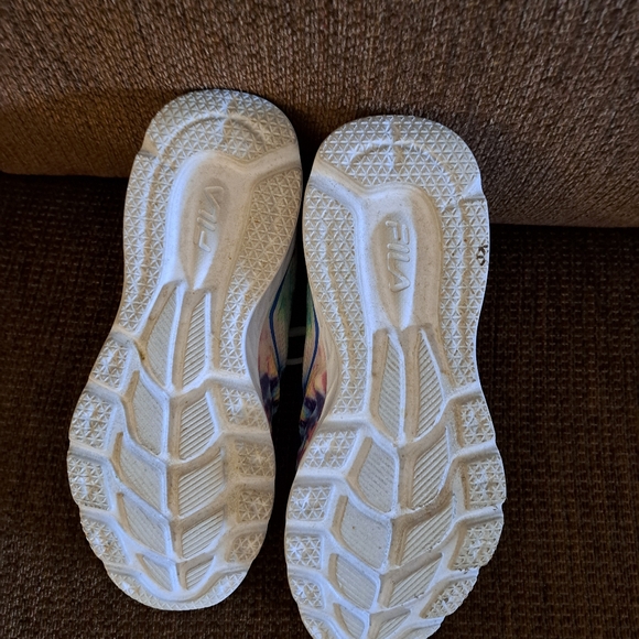 FILA Women's Running Shoes - Picture 2 of 5